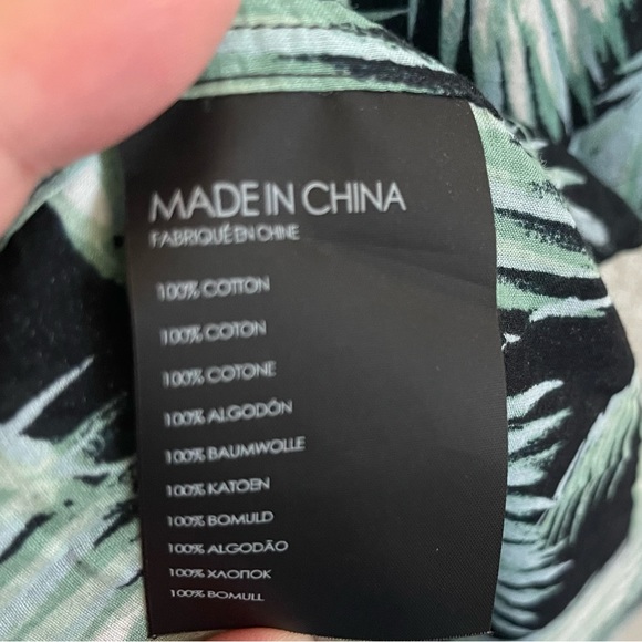 Club Monaco men’s short sleeve shirt - Picture 4 of 6